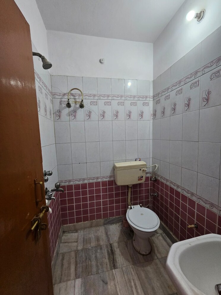 Master Bedroom, gomti nagar 2 Bedroom 1250 Sq.Ft. Independent House In Gomti Nagar Lucknow 9179327