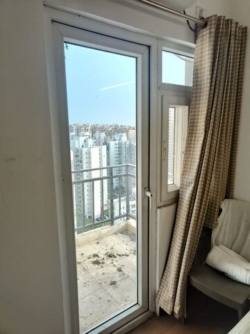 Balcony in 2.5 BHK Apartment at Gardenia Gateway, Sector 75 – for Rent