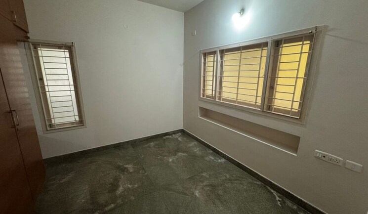 Room, hbr layout 2.5 Bedroom 1800 Sq.Ft. Independent House In Hbr Layout Bangalore 9179352