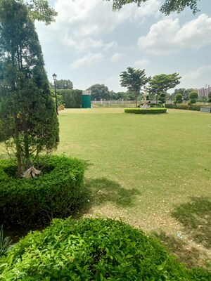  Plot – Garden View at Meffier Golden Park, Sohna Sector 4 - for Sale