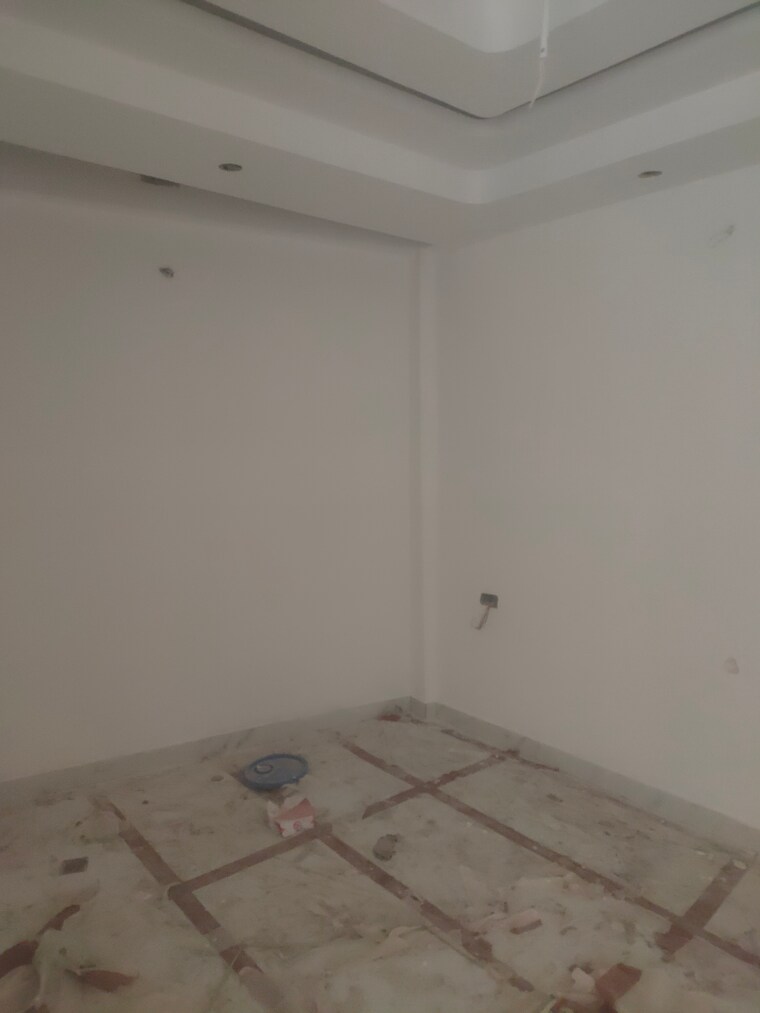 Room, sahastradhara road 3 Bedroom 1400 Sq.Ft. Independent House In Sahastradhara Road Dehradun 9179404