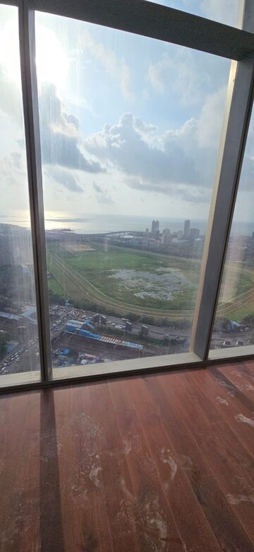 2 BHK Apartment For Rent in Chandak Cornerstone, Worli
