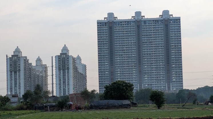 Exterior View, sector 145  96 Sq.Yd. Plot In Sector 145 Noida 9179405