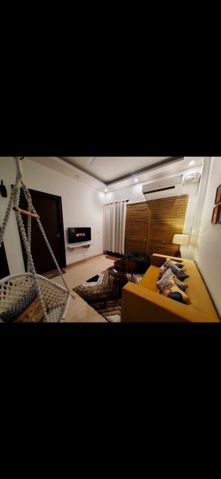 Living Room, aez-aloha 2 Bedroom 204 Sq.Yd. Builder Floor In Sector 57 Gurgaon 9179417