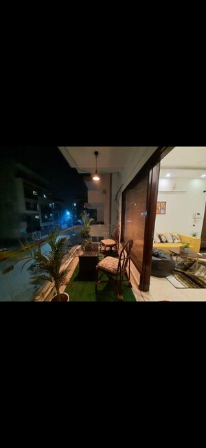 Bedroom in 2 BHK Builder Floor at AEZ Aloha, Sector 57 – for Sale