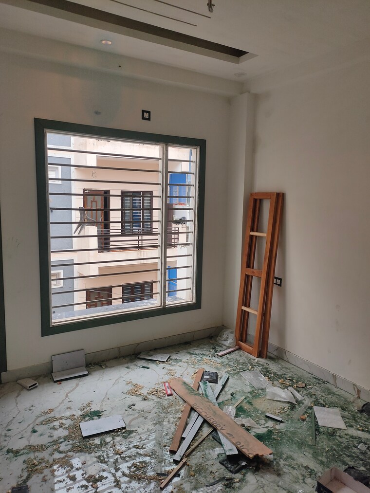 Room, sahastradhara road 3 Bedroom 1500 Sq.Ft. Independent House In Sahastradhara Road Dehradun 9179456