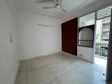 Room in 2 BHK Apartment at Antriksh Royal Palm Apartments, Sector 56 – for Sale