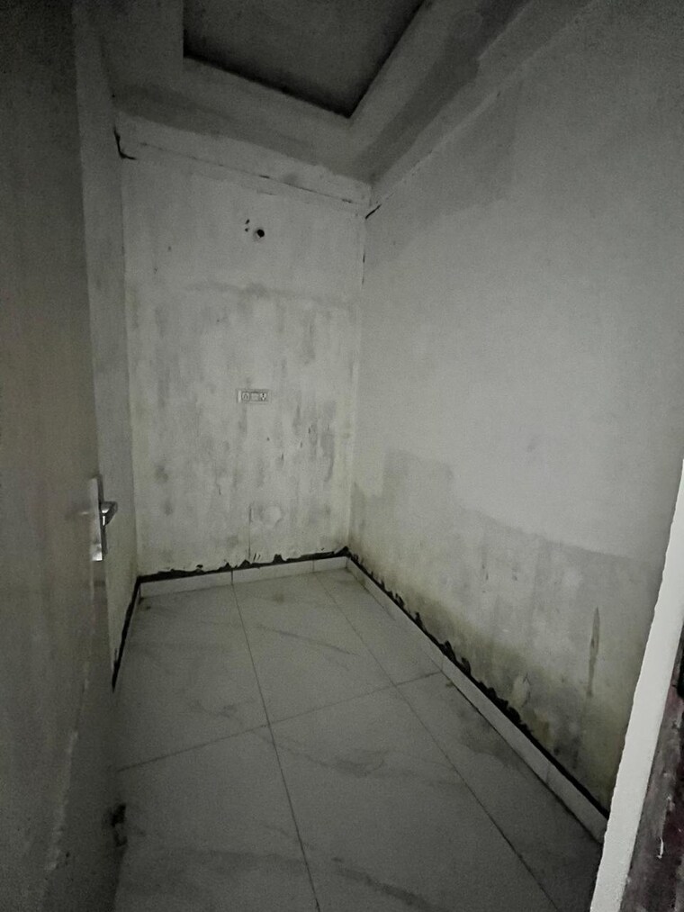 Bathroom, bisrakh jalalpur 2 Bedroom 1010 Sq.Ft. Builder Floor In Bisrakh Jalalpur Greater Noida 9179474