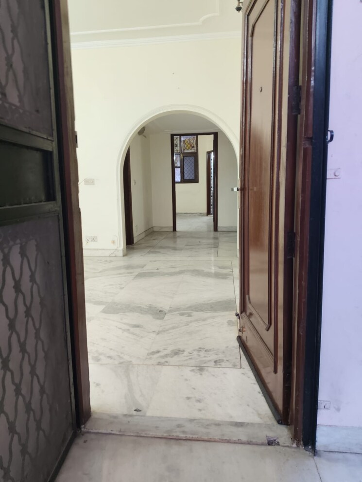 undefined, greater kailash part 3 3 Bedroom 217 Sq.Yd. Builder Floor In Greater Kailash Part 3 Delhi 9179503