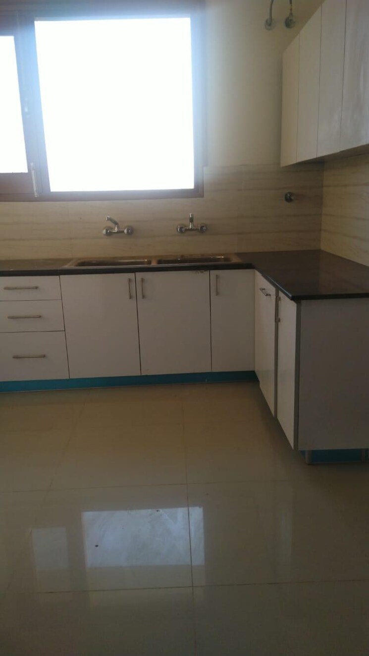 Kitchen, omaxe-silver-birch 3 Bedroom 1180 Sq.Ft. Builder Floor In North Mullanpur Chandigarh 9179580