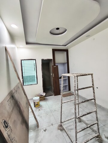 Master Bedroom in 3 BHK Independent House at Jankipuram Extension – for Sale
