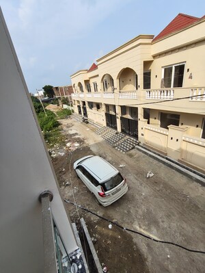 3 BHK Independent House – Exterior View View at Jankipuram Extension - for Sale