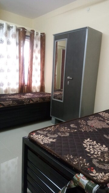  Pg For Rent in Vartak Nagar