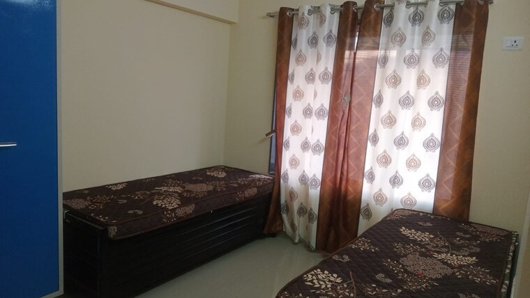 Bedroom, vartak nagar Pg For Boys & Girls In Vartak Nagar 9179716
