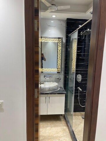 Building Lobby in 3 BHK Builder Floor at Vikas Puri – for Rent