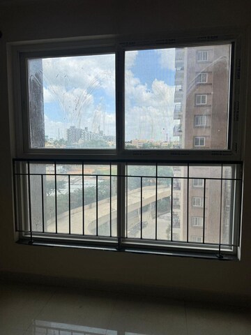  3 BHK Apartment at Pashmina Waterfront, Old Madras Road – for Rent