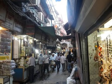  Warehouse – Exterior View View at Chandni Chowk - for Rent