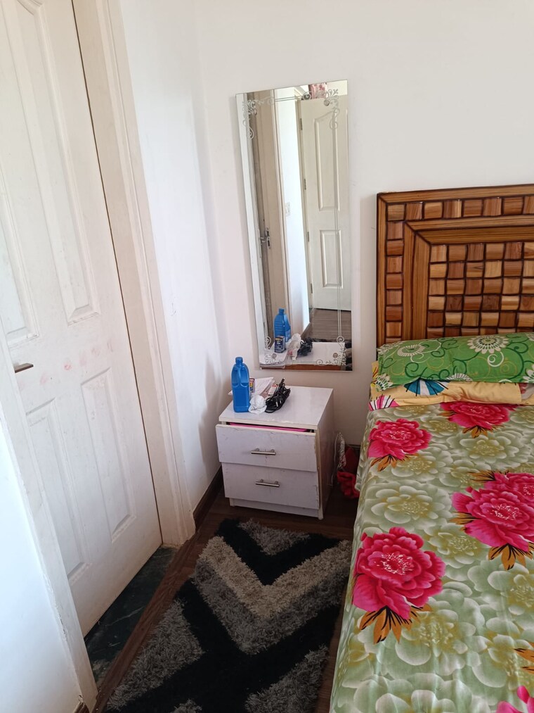 Bedroom, bptp-park-sentosa 3 Bedroom 180 Sq.Yd. Builder Floor In Sector 77 Faridabad 9179811