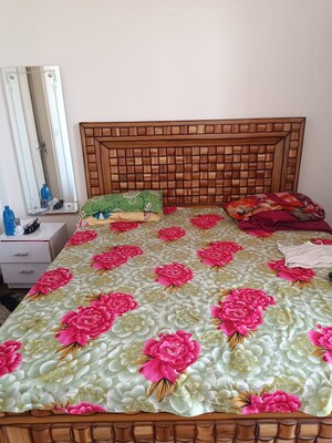 Bedroom in 3 BHK Builder Floor at Bptp Park Sentosa, Sector 77 – for Sale