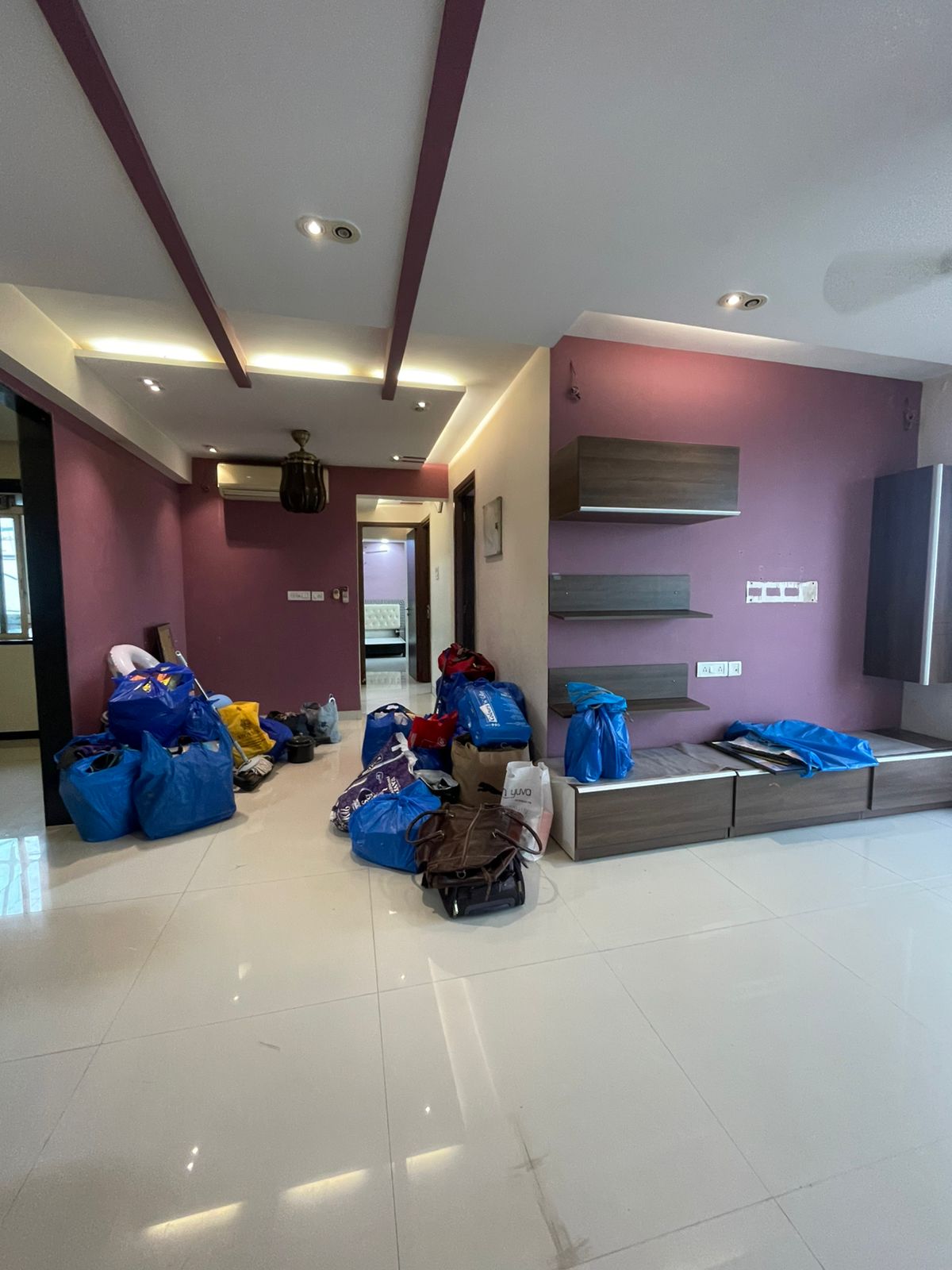 2.5 BHK Apartment For Rent in Rustomjee Urbania Athena