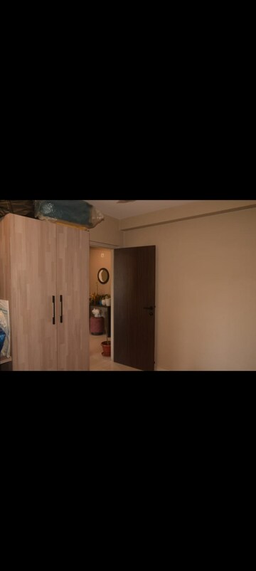 Room in 3 BHK Apartment at Swati Chrysantha, Shela – for Sale