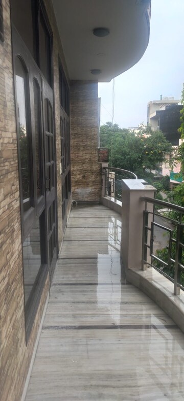 Balcony in 3 BHK Independent House at RWA Apartments Sector 41, Sector 41 – for Rent