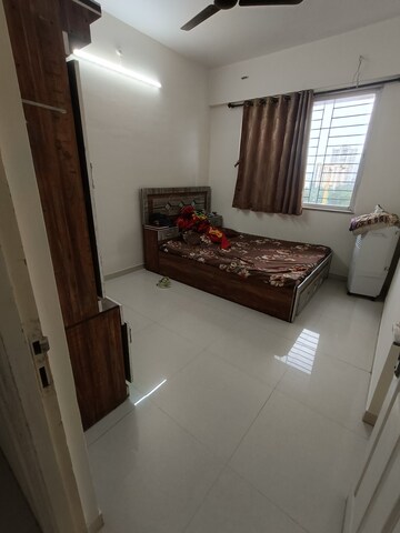 Living Room in 2 BHK Apartment at Vijay Vatika, Kavesar – for Sale