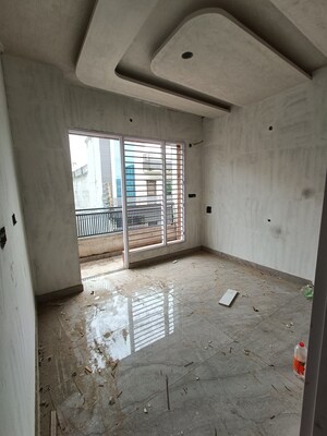 Room in 6 BHK Independent House at Patiala Road – for Sale