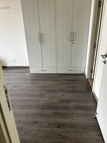 Building Lobby in 3.5 BHK Apartment at Pioneer Park Phase 1, Sector 61 – for Rent