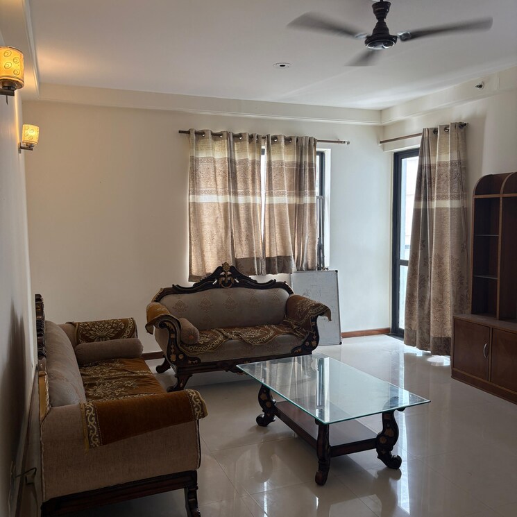 Living Room, unitech-uniworld-gardens 3 Bedroom 2086 Sq.Ft. Apartment In Islampur Gurgaon 9179861