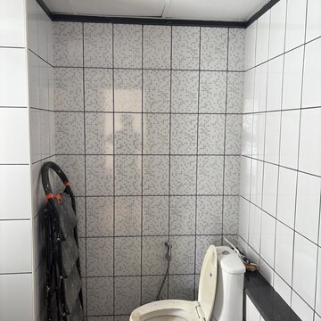 Bathroom in 3 BHK Apartment at Unitech Uniworld Gardens, Islampur – for Rent