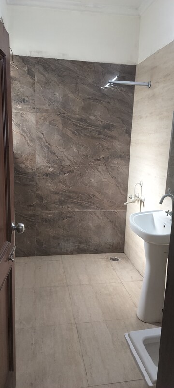 Bathroom in 3 BHK Independent House at Dev Apartments Sector 49, Sector 49 – for Rent