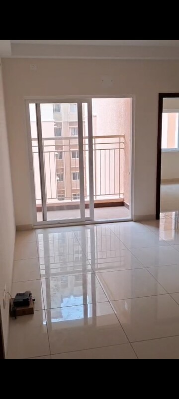 Room in 2 BHK Apartment at Prestige Finsbury Park Hyde, Bagaluru – for Sale