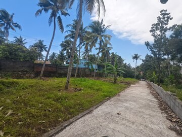  Plot For Sale in Mannanthala