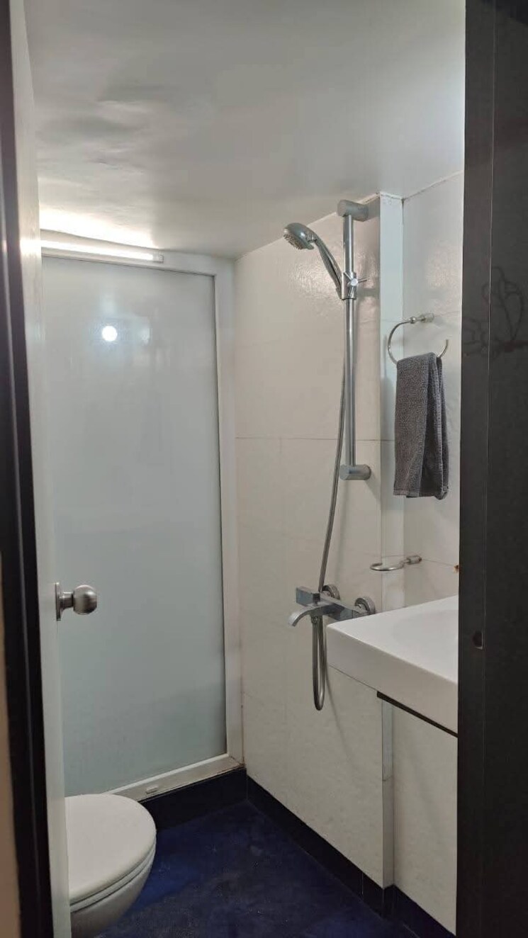Bathroom, belscot-chs-ltd 2 Bedroom 1100 Sq.Ft. Apartment In Andheri West Mumbai 9179950