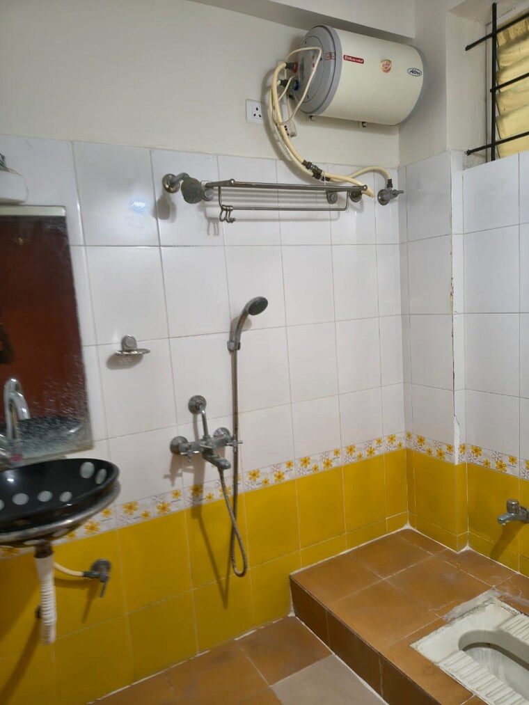 Bathroom, mahaveer-rich 3 Bedroom 1300 Sq.Ft. Apartment In Jalahalli West Bangalore 9179955