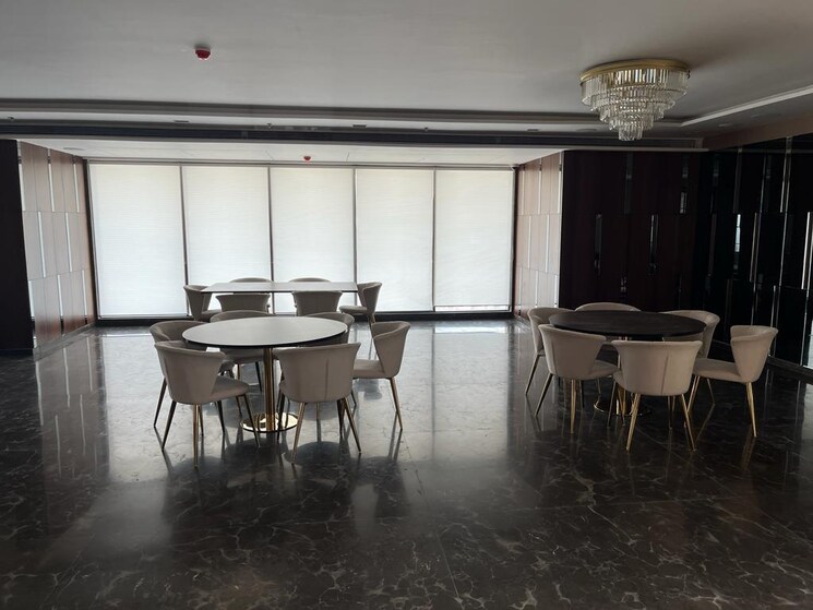 Gym, windsor-tower 2 Bedroom 900 Sq.Ft. Apartment In Andheri West Mumbai 9179892