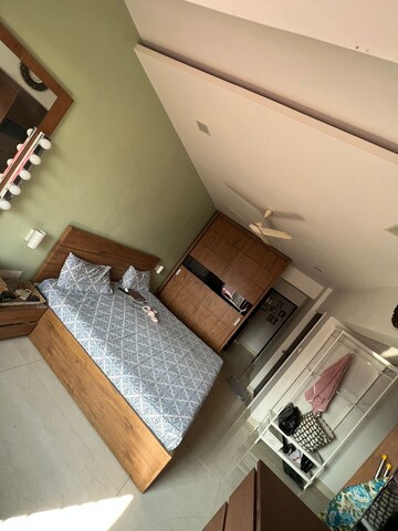 Furnished Amenities in 2 BHK Apartment at Utsav CHS Andheri, Andheri West – for Rent