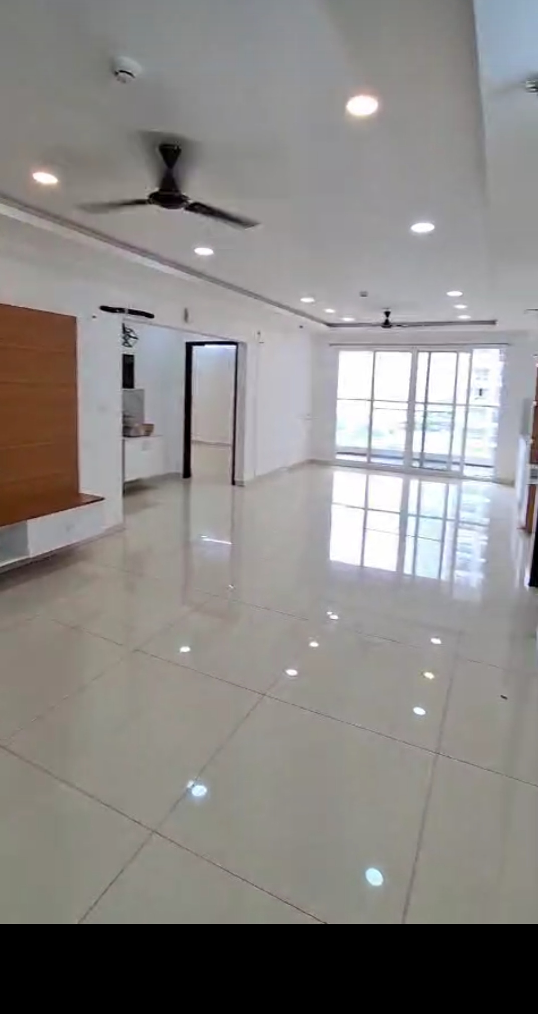 3 BHK + Pooja Room Apartment For Rent in Marina Skies