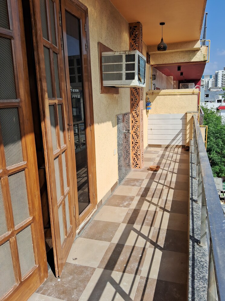 Exterior View, vipul-world-floors 3 Bedroom 1800 Sq.Ft. Builder Floor In Sector 48 Gurgaon 9180004