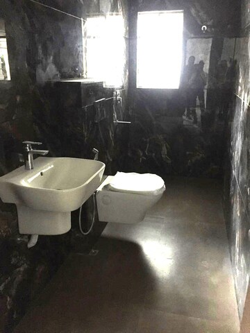 Bathroom in 3 BHK Apartment at Punjabi Para – for Sale