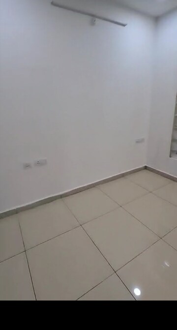 Bedroom in 3 BHK Apartment at Marina Skies, Hi Tech City – for Rent