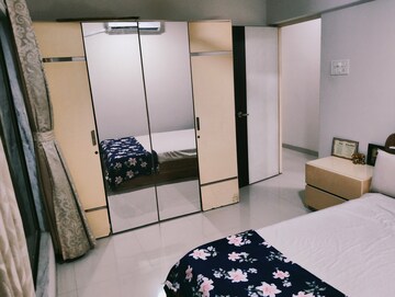Team Area in 2 BHK Apartment at Raj Spaces Apartment, Goregaon West – for Rent