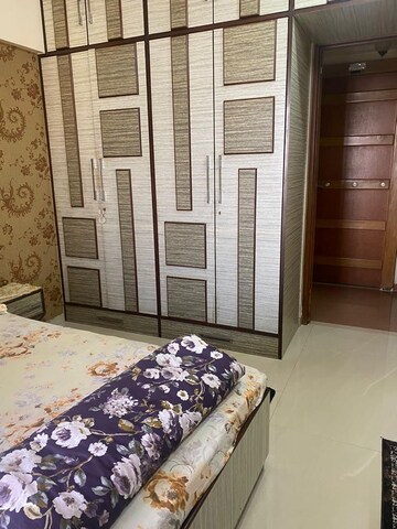 Bedroom in 3 BHK Apartment at Omkar Alta Monte, Malad East – for Rent