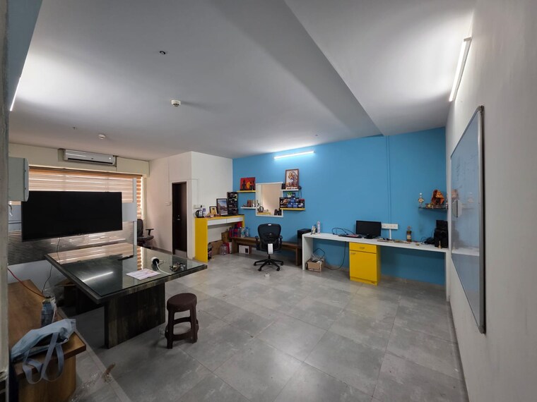 Living Room, tropical-prima-chs Commercial Office Space 550 Sq.Ft. In Naupada Thane 9180058
