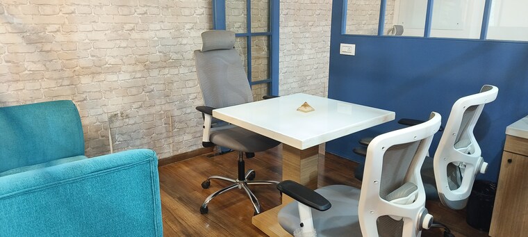 Team Area, eco-star Commercial Office Space 2800 Sq.Ft. In Goregaon East Mumbai 9180078