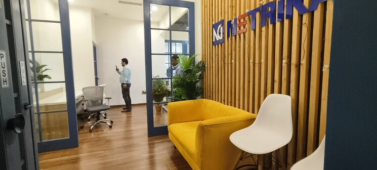 Balcony, eco-star Commercial Office Space 2800 Sq.Ft. In Goregaon East Mumbai 9180078