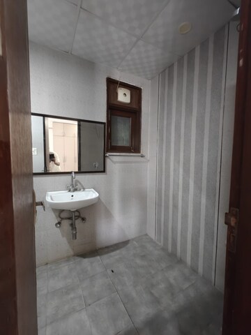 Bathroom in 3 BHK Builder Floor at Sector 47 – for Rent