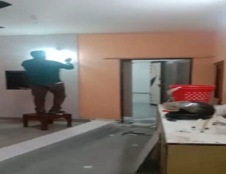  Parking, sector 12 1 Bedroom 502 Sq.Ft. Independent House In Sector 12 Noida 9180160