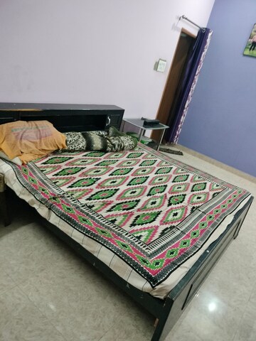 Bedroom in 1.5 BHK Builder Floor at FM Crimson, Indira Nagar – for Rent